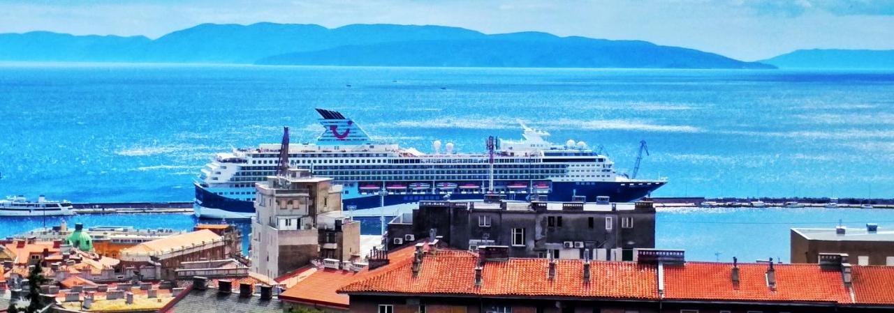 Seaview Rooms - Panoramic Kvarner Bay View Rijeka Exterior photo